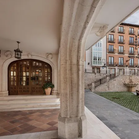 Hotel Crisol Mesón Del Cid 3*