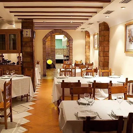 Crisol Meson Del Cid 호텔