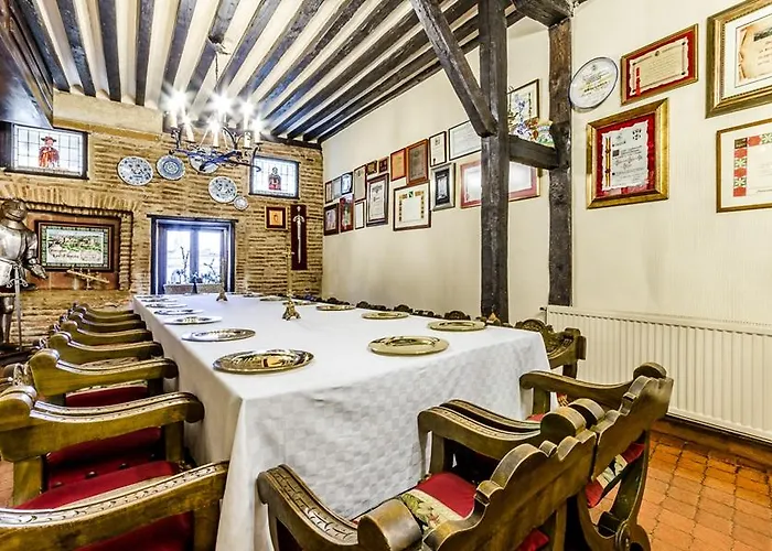 Crisol Meson Del Cid 酒店 3*