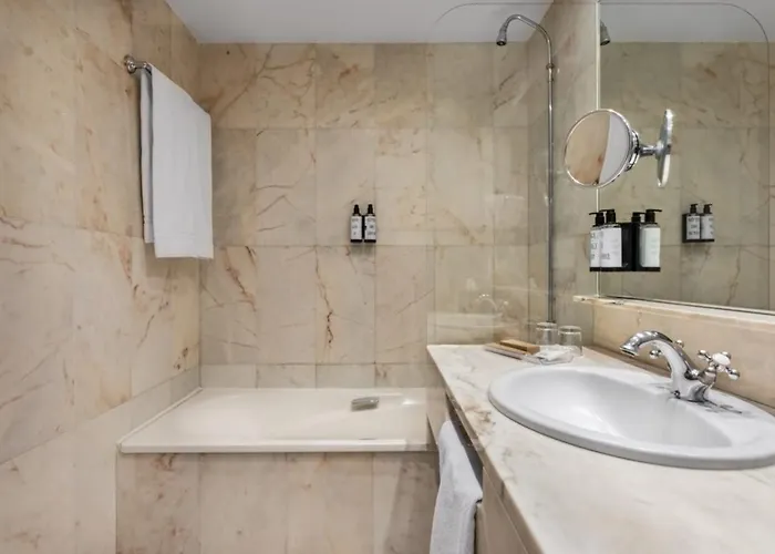 Crisol Meson Del Cid Hotel 3*