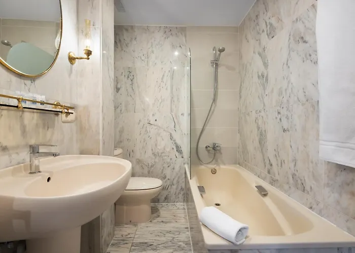 Hotel Crisol Meson Del Cid 3*