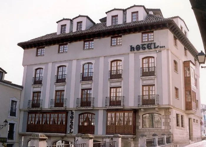 Crisol Meson Del Cid Hotel Burgo